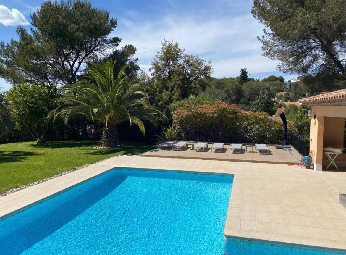 Belle Villa Dans Clos Prive - Saint Raphael Boulouris Buitenkant foto