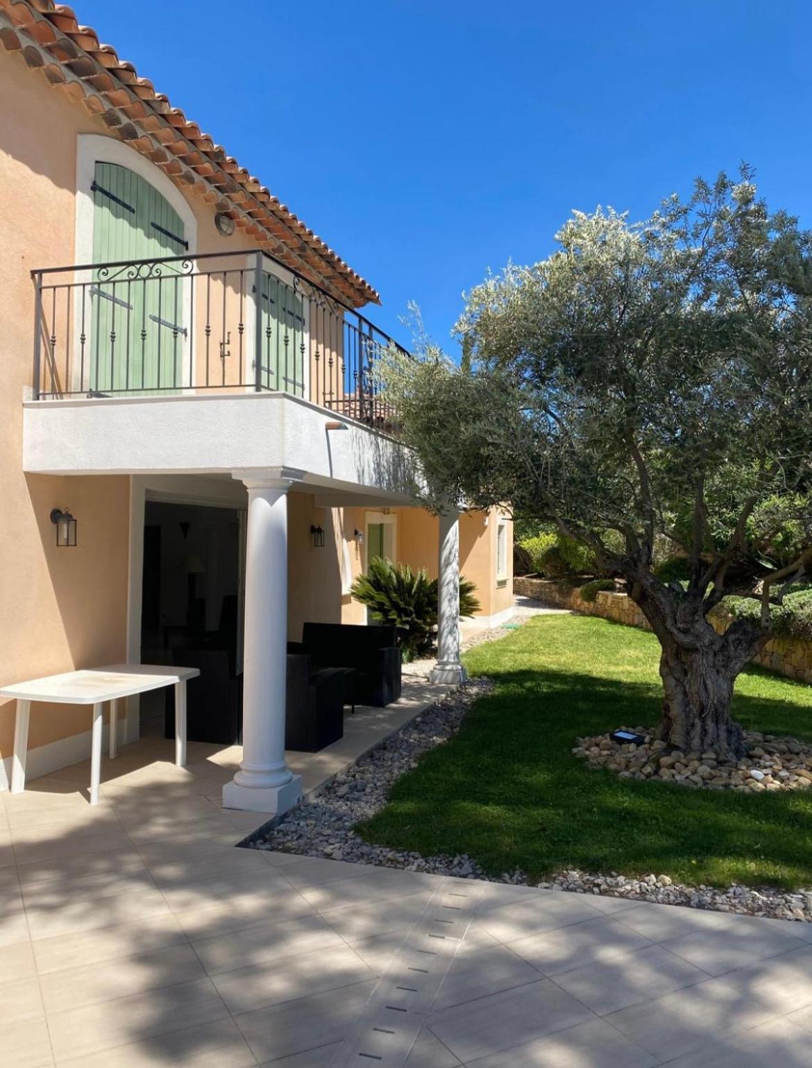 Belle Villa Dans Clos Prive - Saint Raphael Boulouris Buitenkant foto