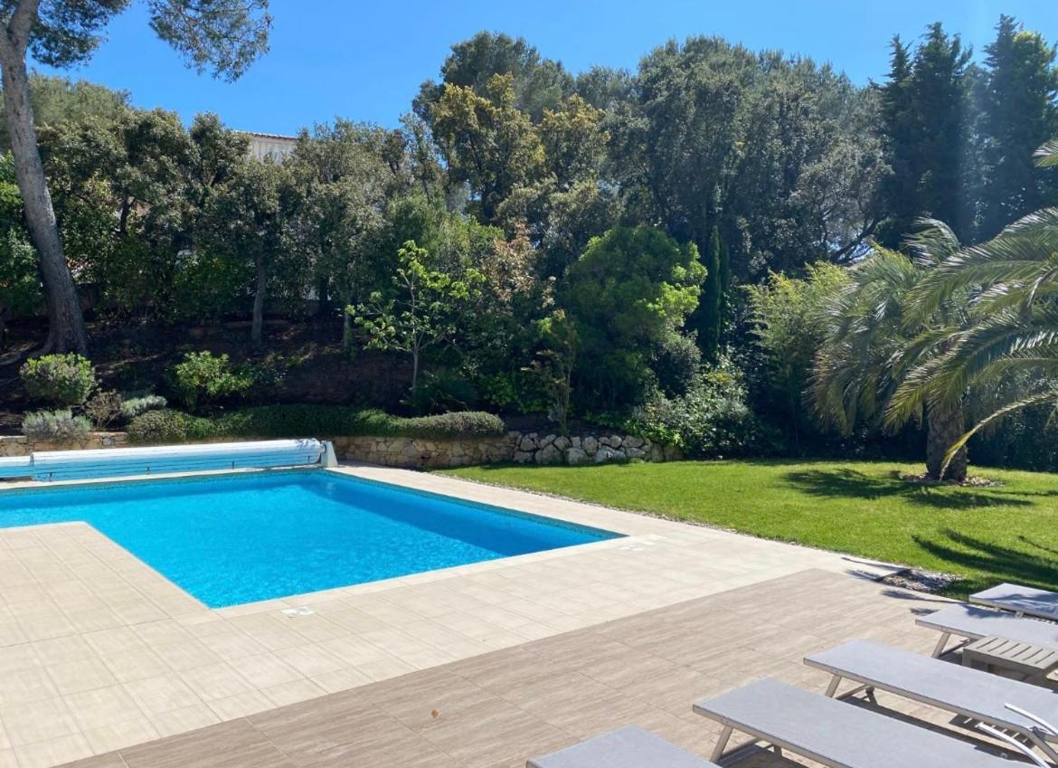 Belle Villa Dans Clos Prive - Saint Raphael Boulouris Buitenkant foto